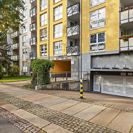 Edler Wohnraum Noble Stadtoase Mit Boxspringbett, Kaffeevollautomat, Lift & Parkplatz Chemnitz Bagian luar foto
